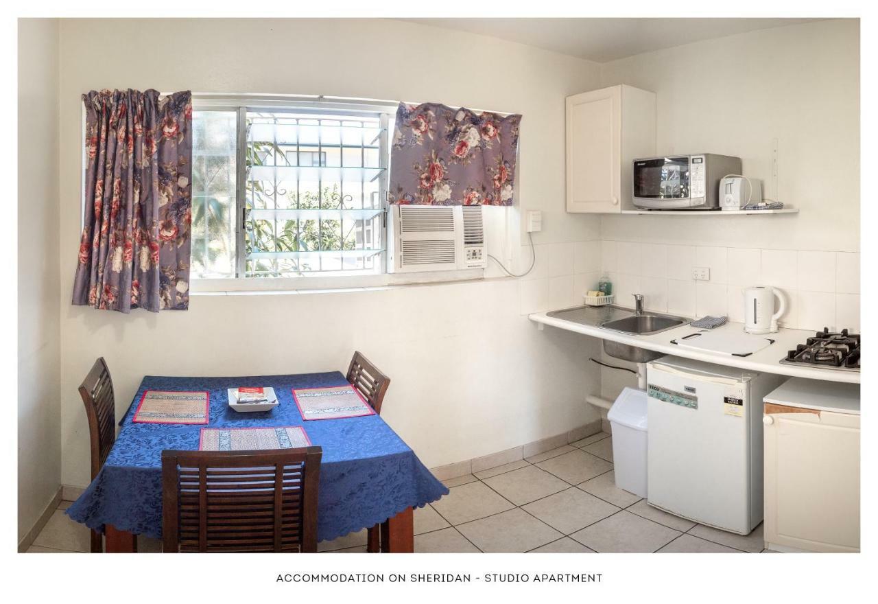 Accommodation On Sheridan Cairns Exterior photo