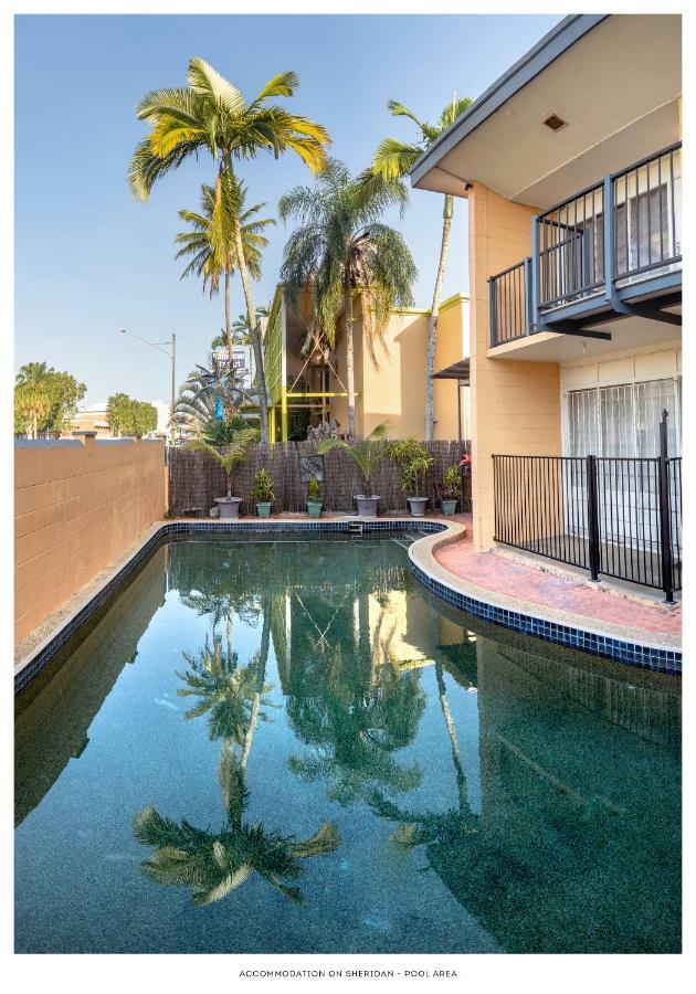 Accommodation On Sheridan Cairns Exterior photo
